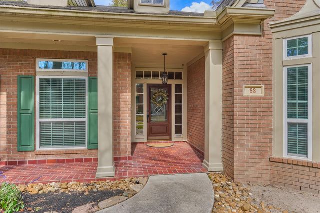 82 E Coldbrook Circle, The Woodlands, TX 77381