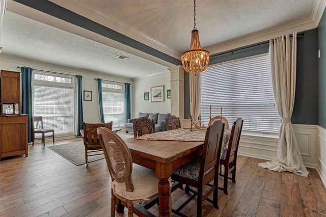 82 E Coldbrook Circle, The Woodlands, TX 77381