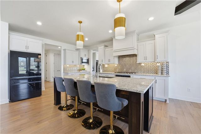 18304 Monrovia Street, Overland Park, KS 66013