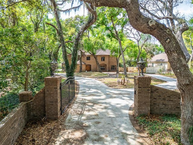 902 RIVER RAPIDS AVENUE, Brandon, FL 33511