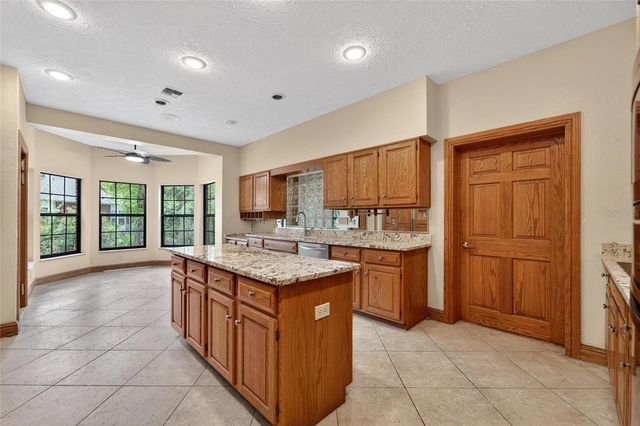 902 RIVER RAPIDS AVENUE, Brandon, FL 33511