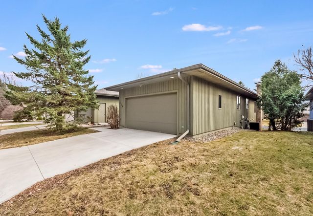 614 Meldahl Lane, Northfield, MN 55057