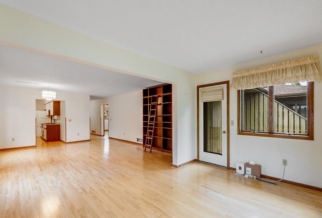 614 Meldahl Lane, Northfield, MN 55057