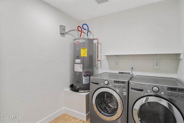 901 N 95TH Place, Mesa, AZ 85207