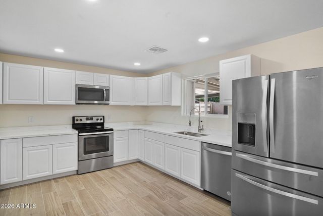 901 N 95TH Place, Mesa, AZ 85207