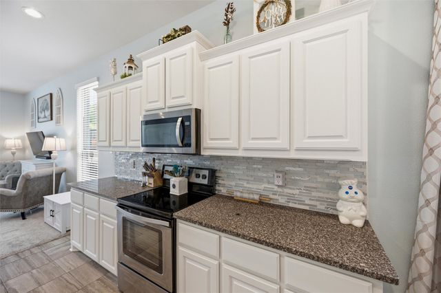 324 Hudson Court, Kennedale, TX 76060