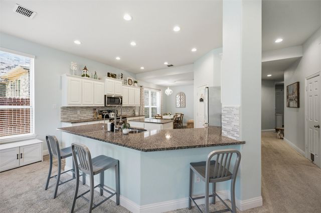 324 Hudson Court, Kennedale, TX 76060