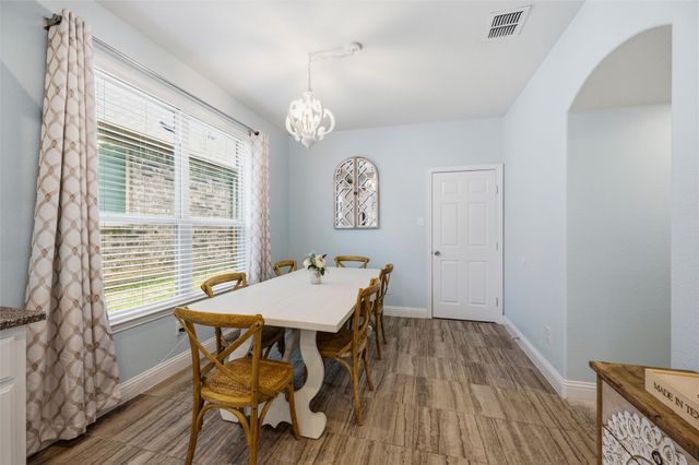 324 Hudson Court, Kennedale, TX 76060