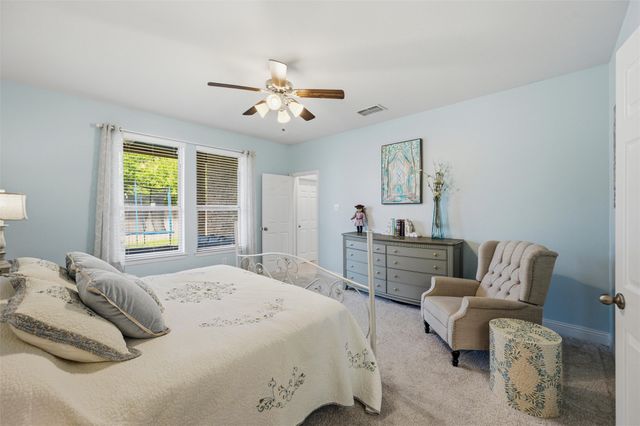 324 Hudson Court, Kennedale, TX 76060