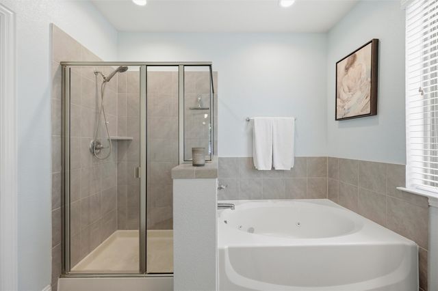 324 Hudson Court, Kennedale, TX 76060