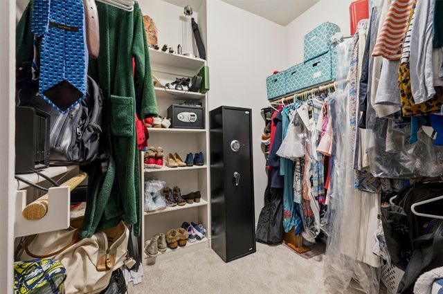 324 Hudson Court, Kennedale, TX 76060