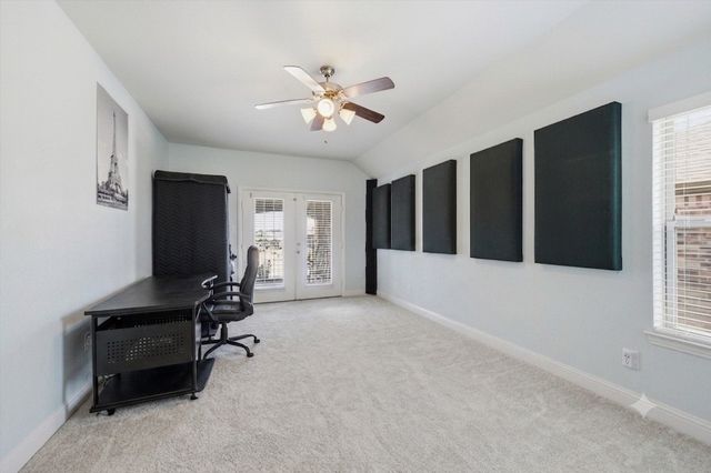 324 Hudson Court, Kennedale, TX 76060