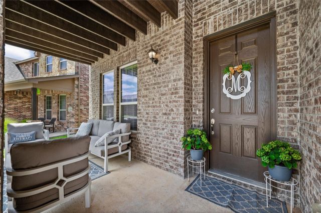 324 Hudson Court, Kennedale, TX 76060