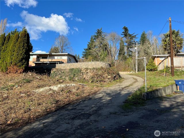 6800 S 133rd Street, Seattle, WA 98178