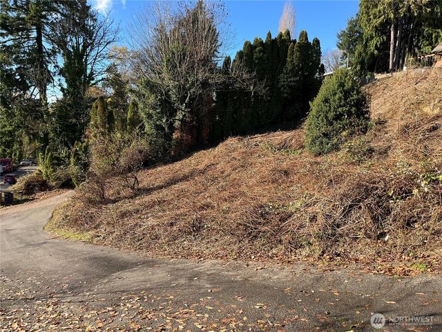 6800 S 133rd Street, Seattle, WA 98178