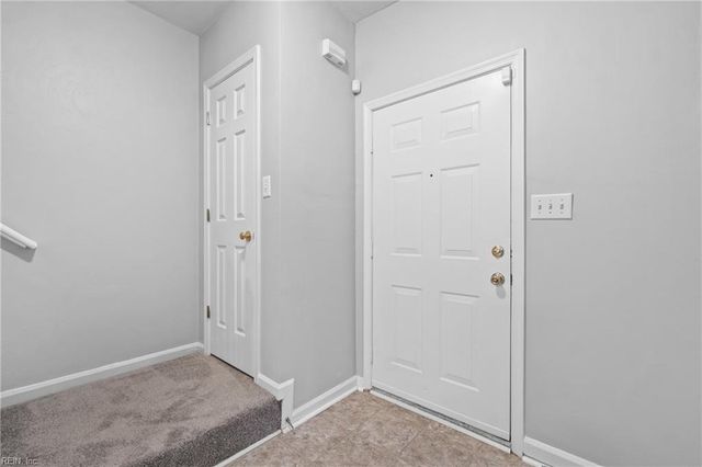 714 Sutherland DR, Chesapeake, VA 23320