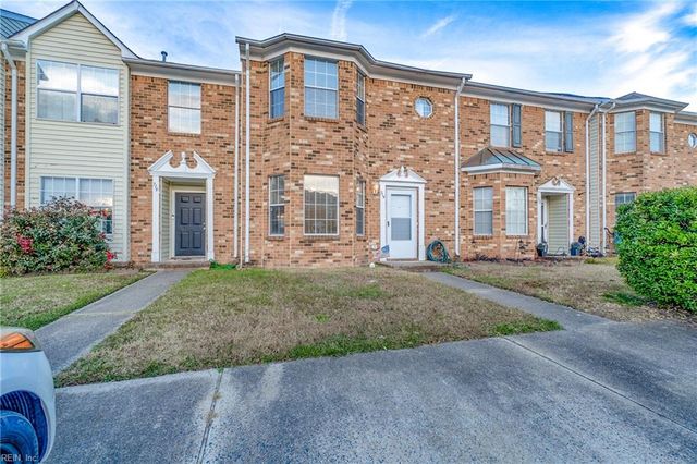 714 Sutherland DR, Chesapeake, VA 23320