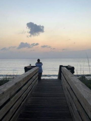 21 LOS LAGOS BOULEVARD, Palm Coast, FL 32137