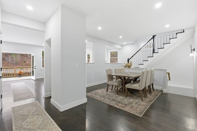 288 Grove St 288, Clinton, MA 01510