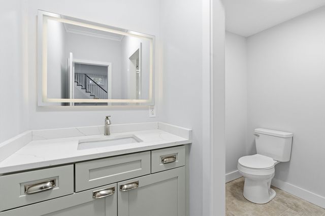 288 Grove St 288, Clinton, MA 01510