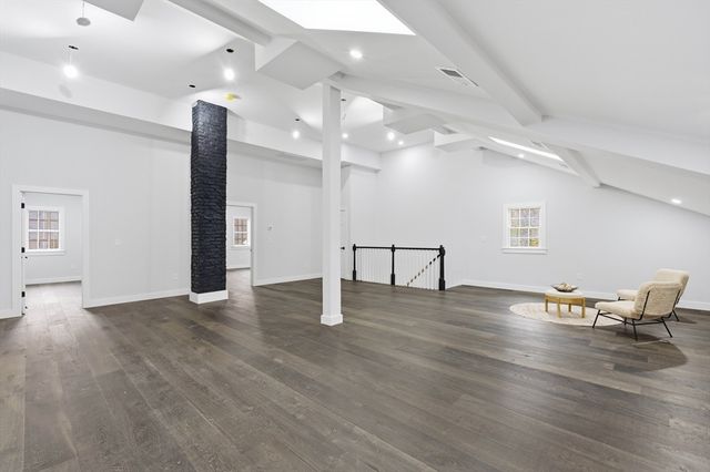 288 Grove St 288, Clinton, MA 01510