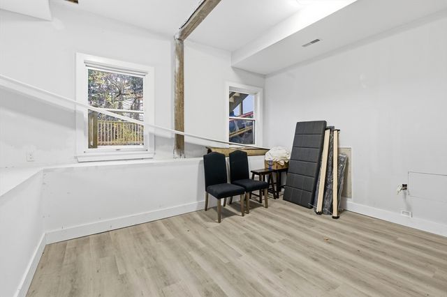 288 Grove St 288, Clinton, MA 01510