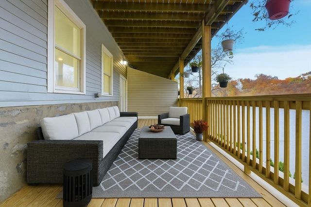 288 Grove St 288, Clinton, MA 01510