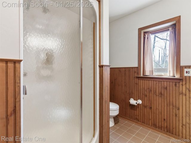 9990 Sashabaw Road, Independence Charter Township, MI 48348