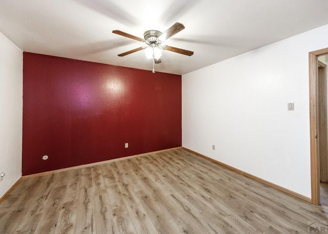 2605 Oakland Ave, Pueblo, CO 81004