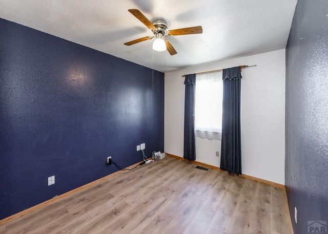 2605 Oakland Ave, Pueblo, CO 81004