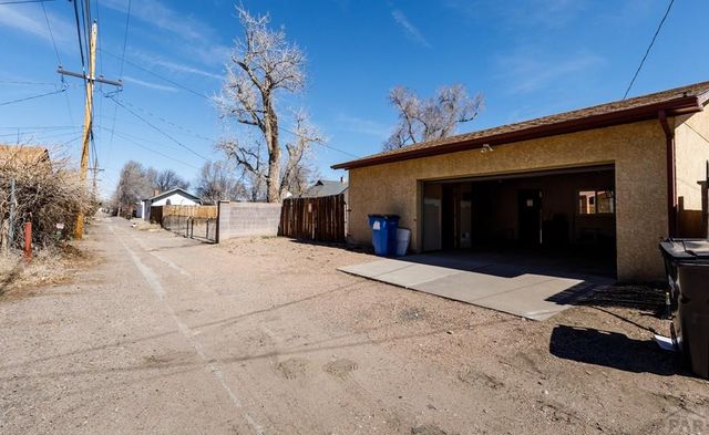 2605 Oakland Ave, Pueblo, CO 81004