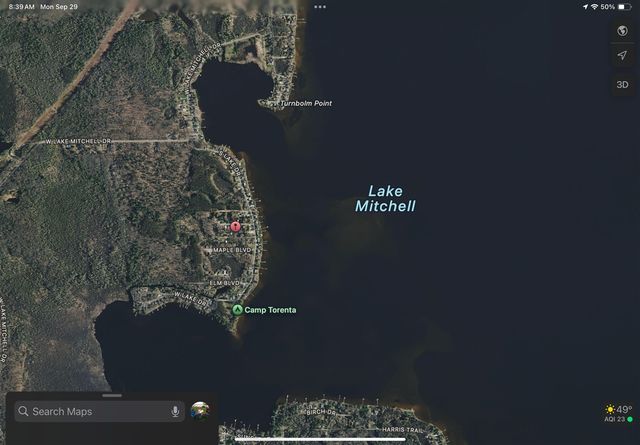 121 Henderson Place Place, Cadillac, MI 49601