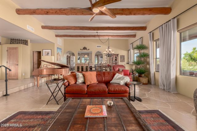 9225 E LAZYWOOD Place, Carefree, AZ 85377