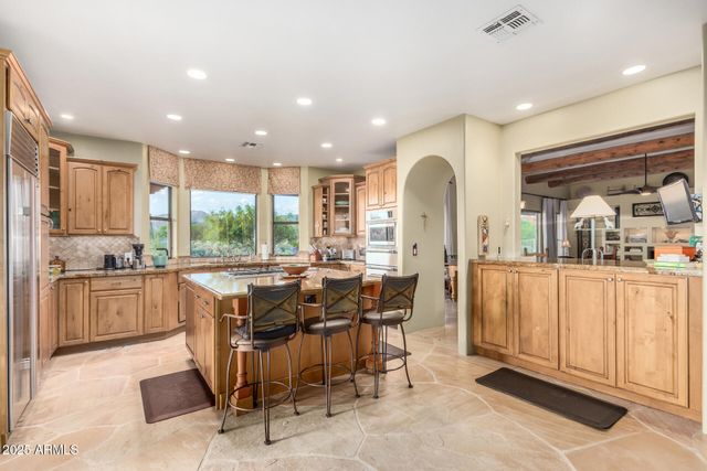 9225 E LAZYWOOD Place, Carefree, AZ 85377