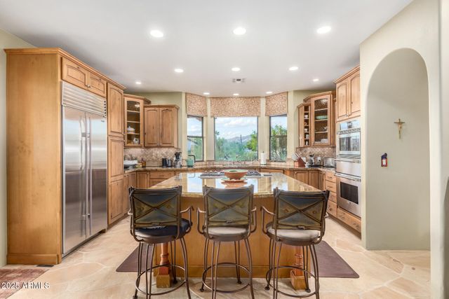 9225 E LAZYWOOD Place, Carefree, AZ 85377