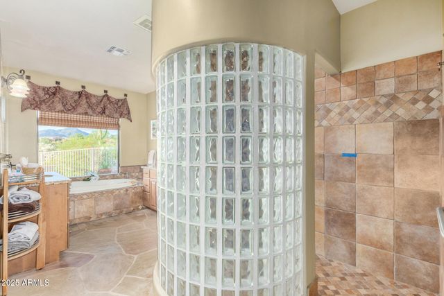 9225 E LAZYWOOD Place, Carefree, AZ 85377