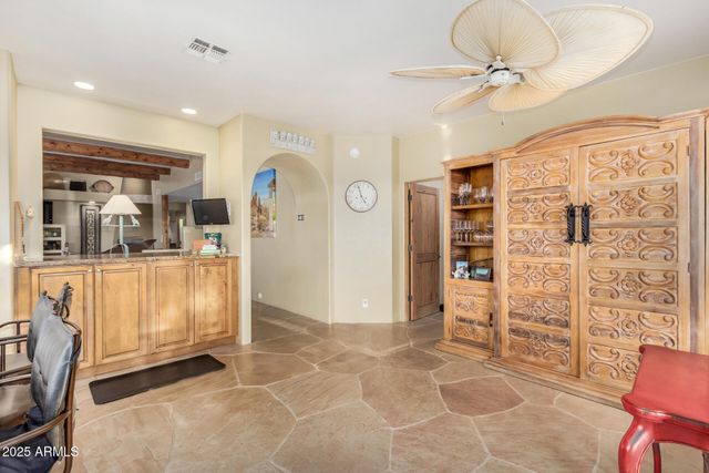 9225 E LAZYWOOD Place, Carefree, AZ 85377