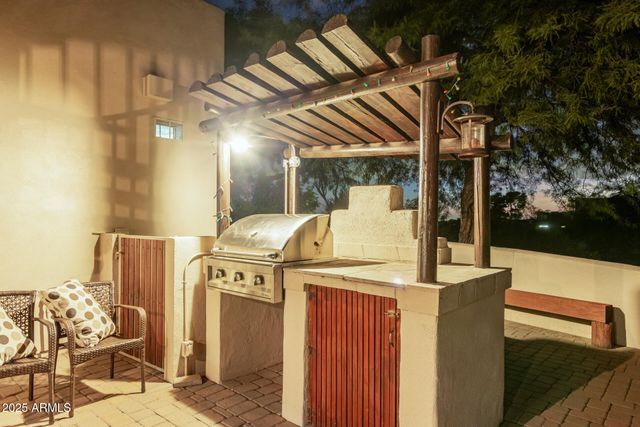 9225 E LAZYWOOD Place, Carefree, AZ 85377