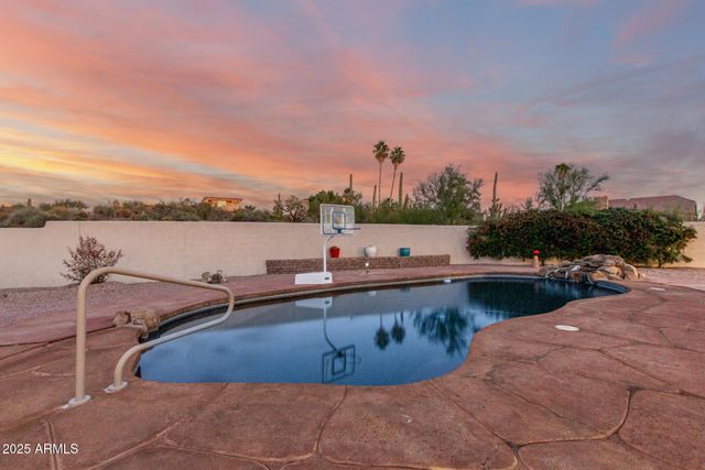 9225 E LAZYWOOD Place, Carefree, AZ 85377