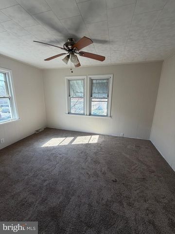 1639 HUDDLE AVE, Marcus Hook, PA 19061