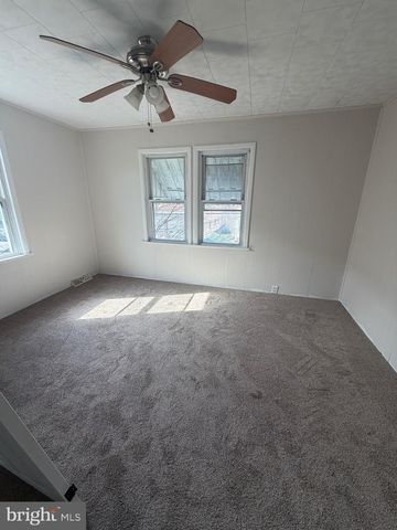 1639 HUDDLE AVE, Marcus Hook, PA 19061