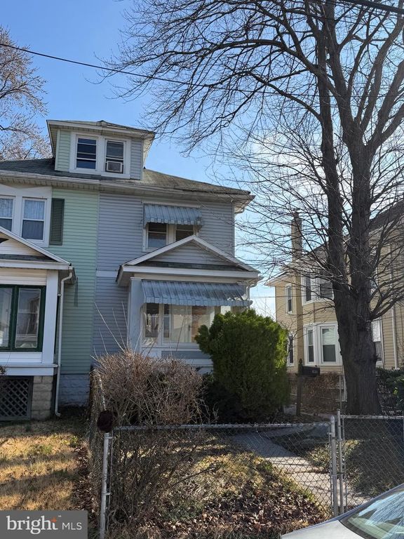 1639 HUDDLE AVE, Marcus Hook, PA 19061