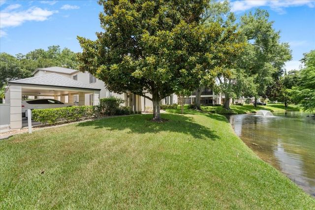 13014 VILLAGE CHASE CIRCLE, Tampa, FL 33618