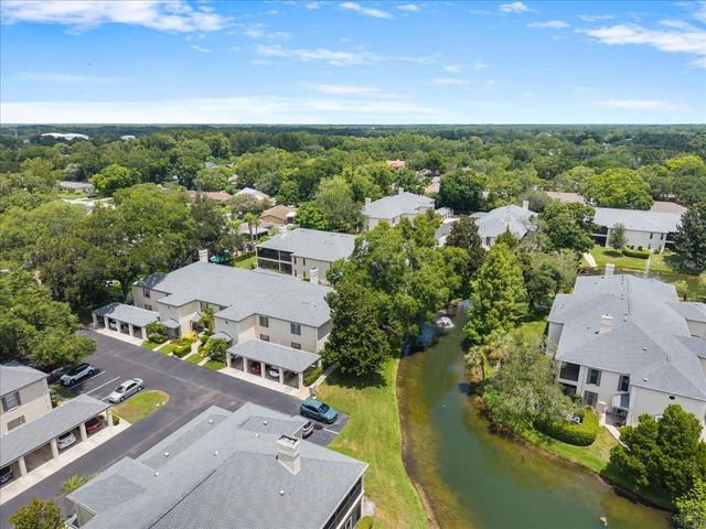 13014 VILLAGE CHASE CIRCLE, Tampa, FL 33618