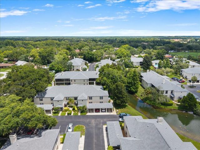 13014 VILLAGE CHASE CIRCLE, Tampa, FL 33618