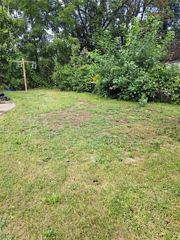 9555 Decatur Street, Detroit, MI 48227