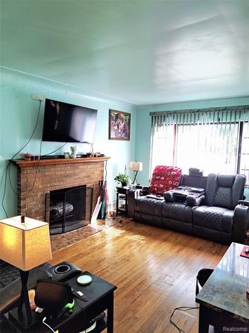 9555 Decatur Street, Detroit, MI 48227