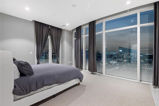 4521 San Felipe Street 2601, Houston, TX 77027