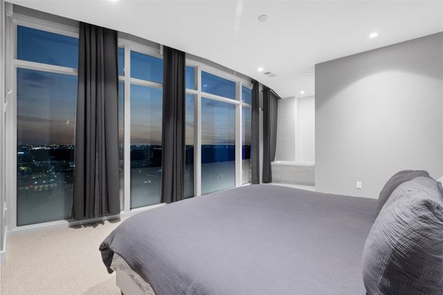 4521 San Felipe Street 2601, Houston, TX 77027