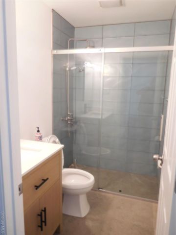 9 Adams Street, East Rockaway, NY 11518